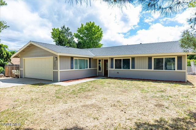20924 Brentwood Drive, Tehachapi, CA 93561