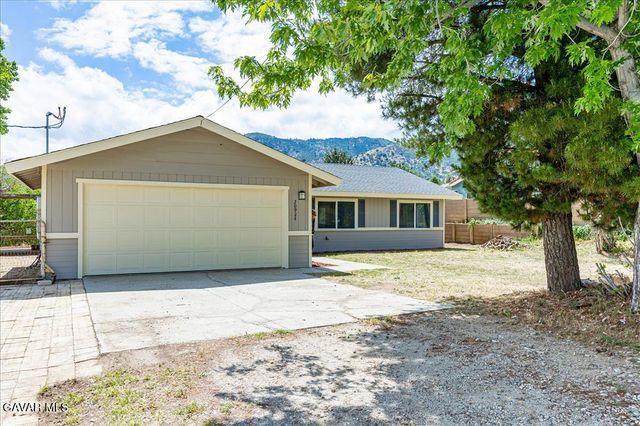 20924 Brentwood Drive, Tehachapi, CA 93561