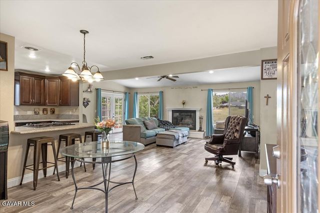 20924 Brentwood Drive, Tehachapi, CA 93561
