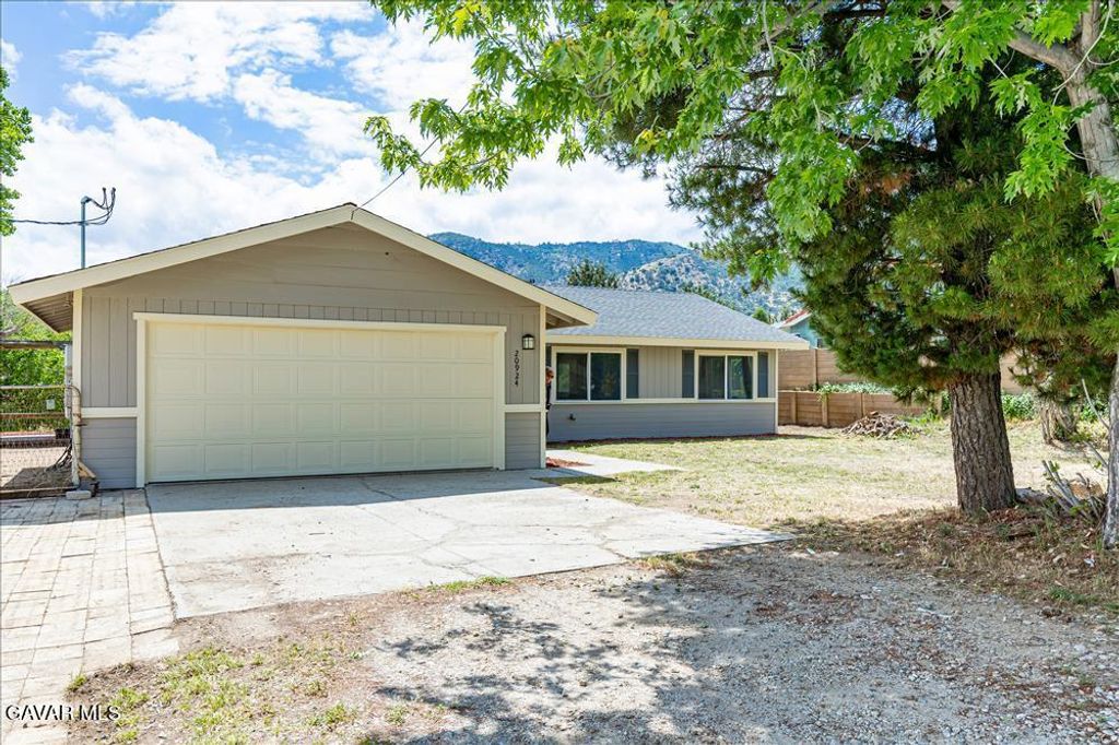 20924 Brentwood Drive, Tehachapi, CA 93561