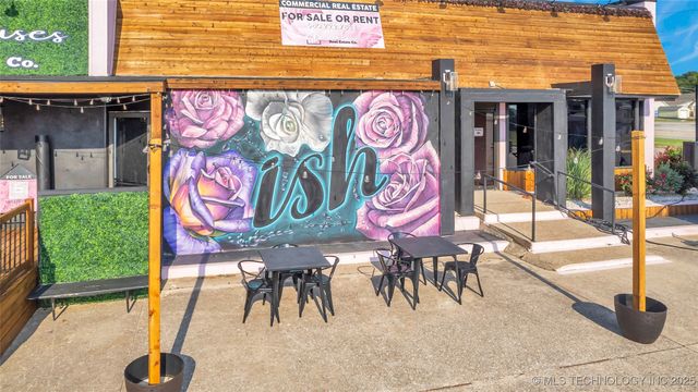 1717 W Broadway, Ardmore, OK 73401