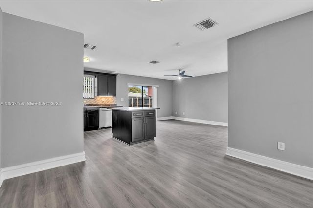 14212 NE 4th Ave, Miami, FL 33161