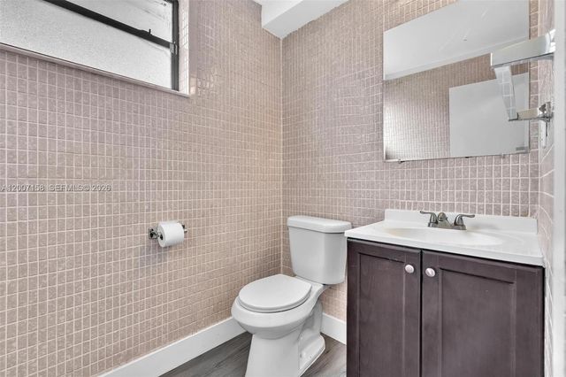 14212 NE 4th Ave, Miami, FL 33161