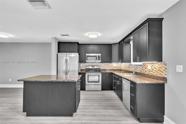 14212 NE 4th Ave, Miami, FL 33161