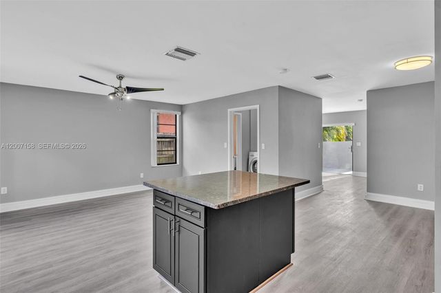 14212 NE 4th Ave, Miami, FL 33161