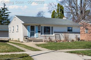 8341 Shari Drive, Westland, MI 48185