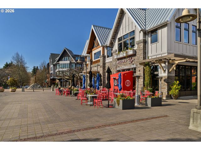 719 2ND St, Lake Oswego, OR 97034