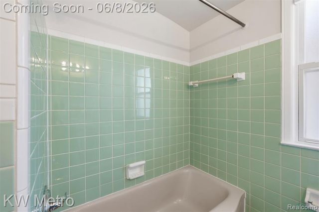 3525 Westwood Street, Dearborn, MI 48124