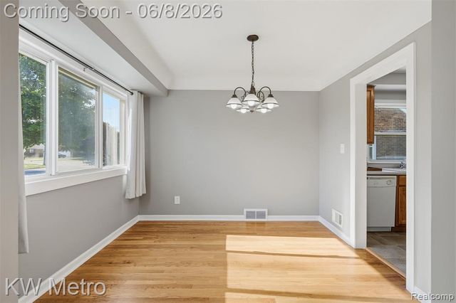 3525 Westwood Street, Dearborn, MI 48124