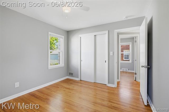 3525 Westwood Street, Dearborn, MI 48124