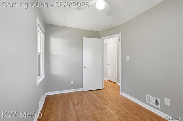 3525 Westwood Street, Dearborn, MI 48124