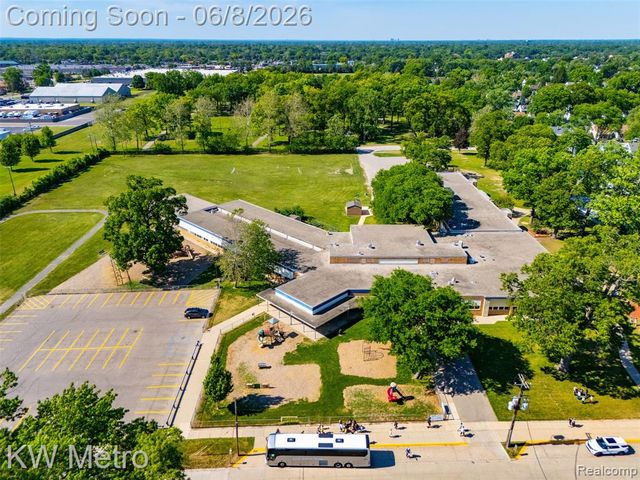 3525 Westwood Street, Dearborn, MI 48124