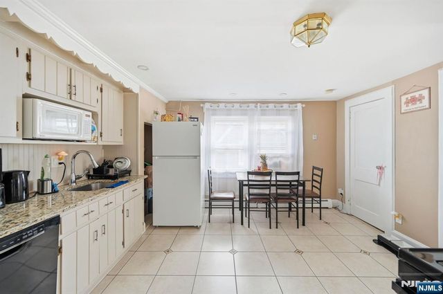 13-33 George Street, Fair Lawn, NJ 07410