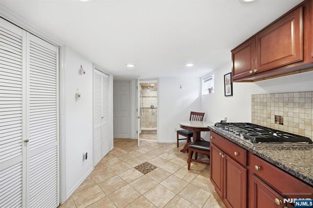 13-33 George Street, Fair Lawn, NJ 07410