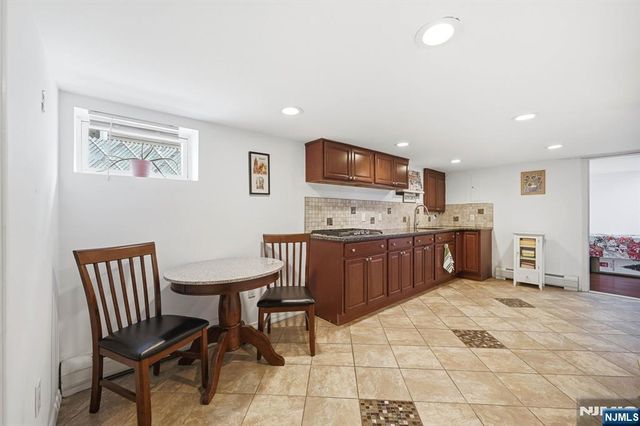 13-33 George Street, Fair Lawn, NJ 07410