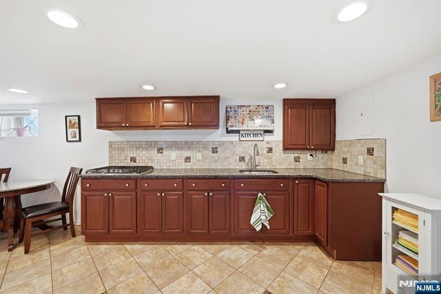 13-33 George Street, Fair Lawn, NJ 07410