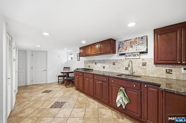 13-33 George Street, Fair Lawn, NJ 07410