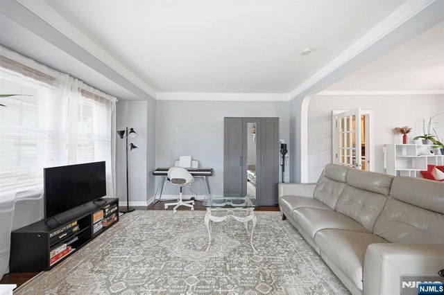 13-33 George Street, Fair Lawn, NJ 07410