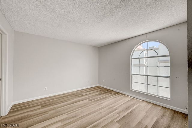3150 Soft Breezes Drive 2053, Las Vegas, NV 89128