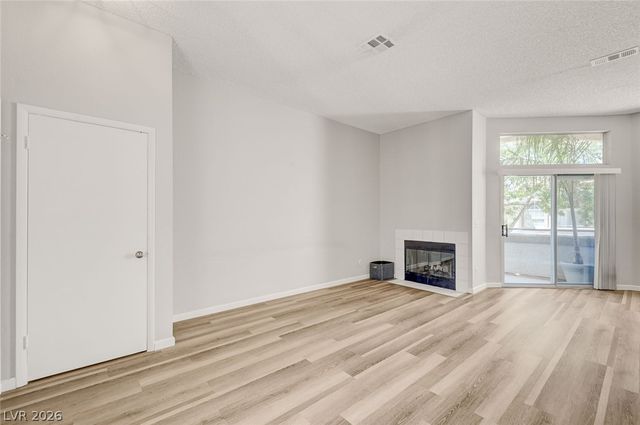 3150 Soft Breezes Drive 2053, Las Vegas, NV 89128