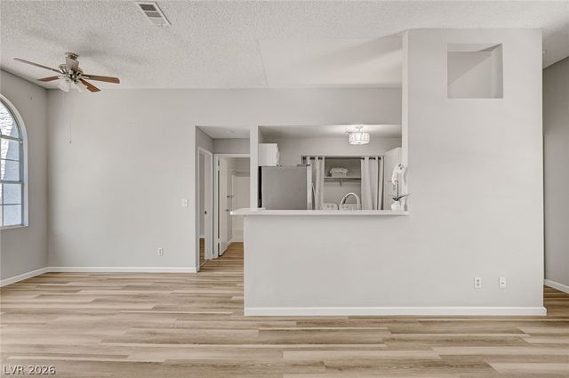 3150 Soft Breezes Drive 2053, Las Vegas, NV 89128