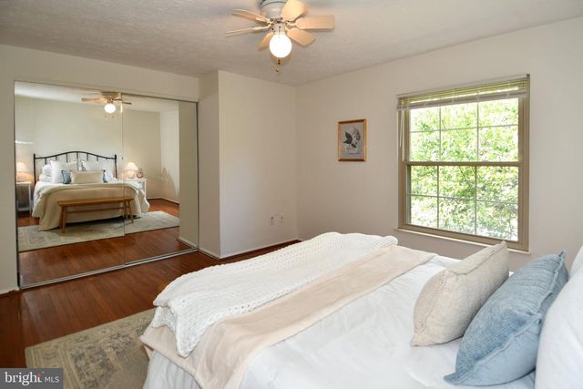 13985 CABELLS MILL DR, Centreville, VA 20120