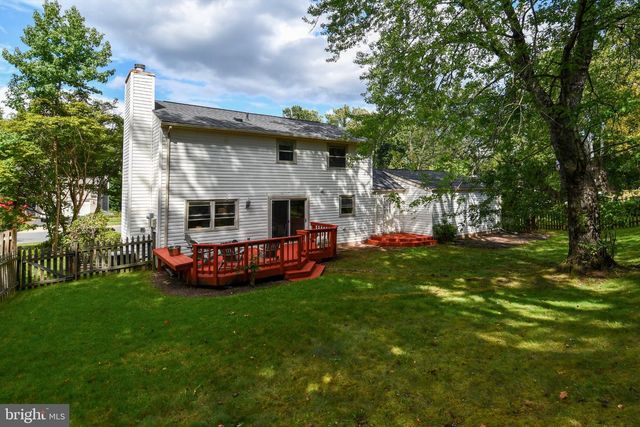 13985 CABELLS MILL DR, Centreville, VA 20120