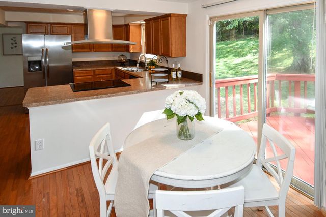 13985 CABELLS MILL DR, Centreville, VA 20120