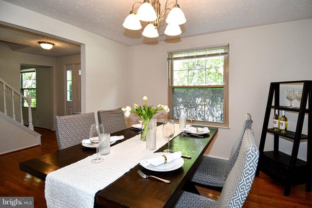 13985 CABELLS MILL DR, Centreville, VA 20120