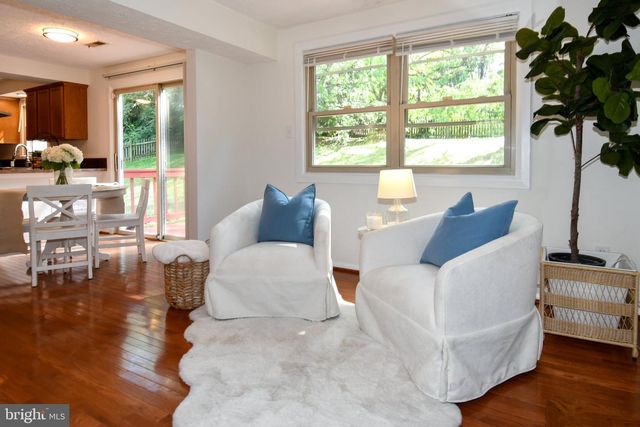 13985 CABELLS MILL DR, Centreville, VA 20120