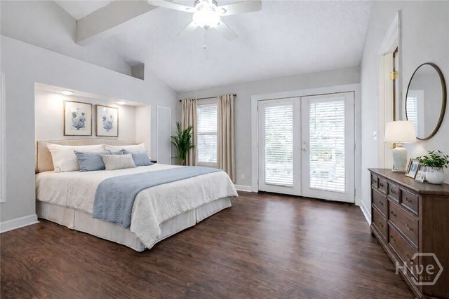 122 Smith Avenue, Savannah, GA 31408