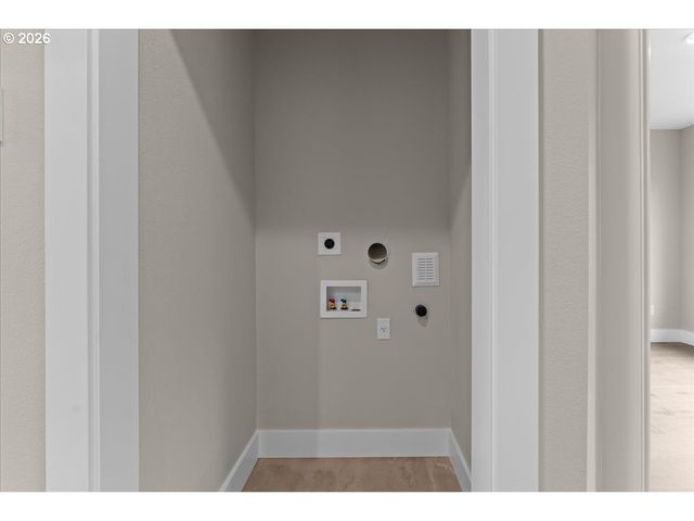 9822 Sw 34th Pl, Portland, OR 97219