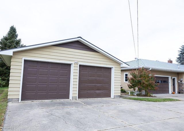 544 Leonard STREET N, West Salem, WI 54669