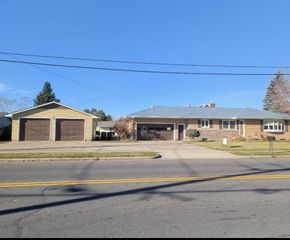 544 Leonard STREET N, West Salem, WI 54669