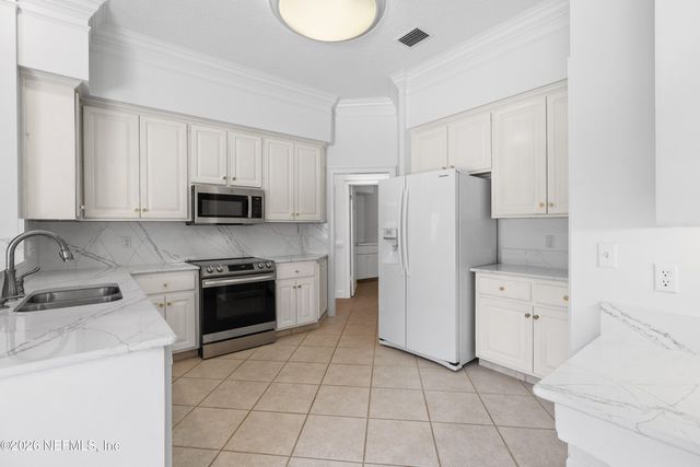 4456 BREAKWATER ROW W, Jacksonville, FL 32225