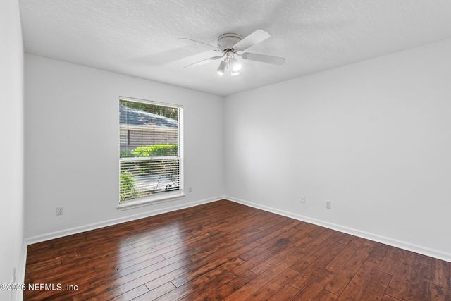 4456 BREAKWATER ROW W, Jacksonville, FL 32225