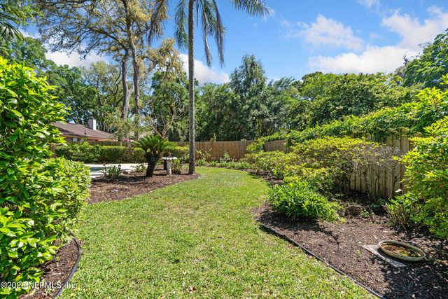 4456 BREAKWATER ROW W, Jacksonville, FL 32225