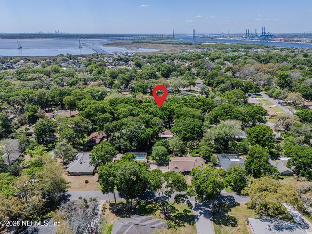 4456 BREAKWATER ROW W, Jacksonville, FL 32225