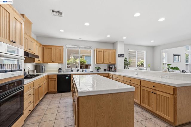 6845 New Melones Cir, Discovery Bay, CA 94505