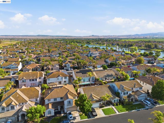 6845 New Melones Cir, Discovery Bay, CA 94505