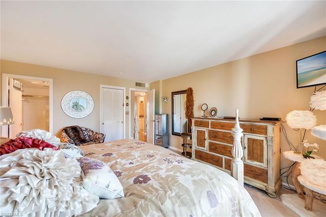 3500 Gulf Shore BLVD N # 505, Naples, FL 34103