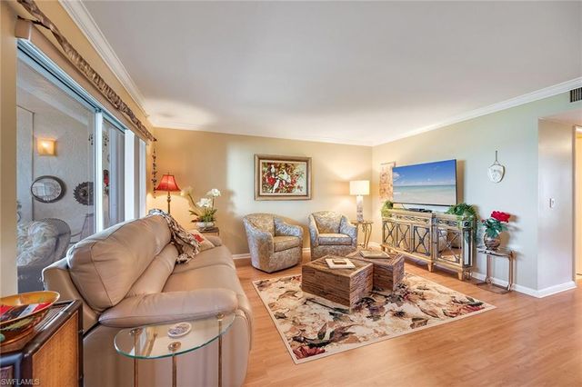 3500 Gulf Shore BLVD N # 505, Naples, FL 34103