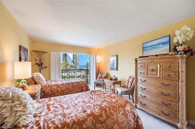 3500 Gulf Shore BLVD N # 505, Naples, FL 34103