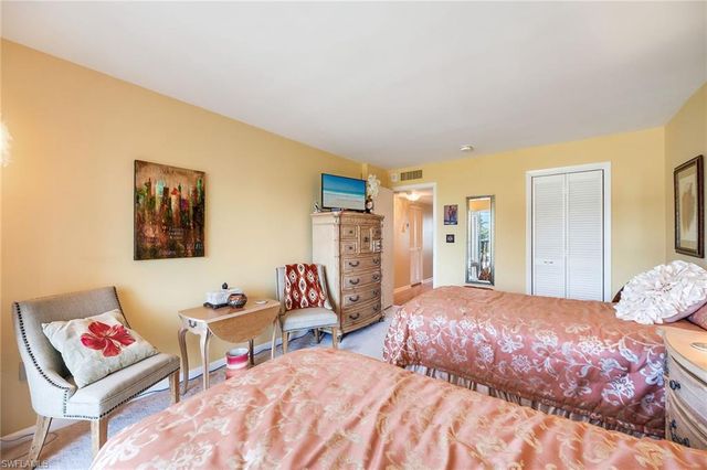 3500 Gulf Shore BLVD N # 505, Naples, FL 34103