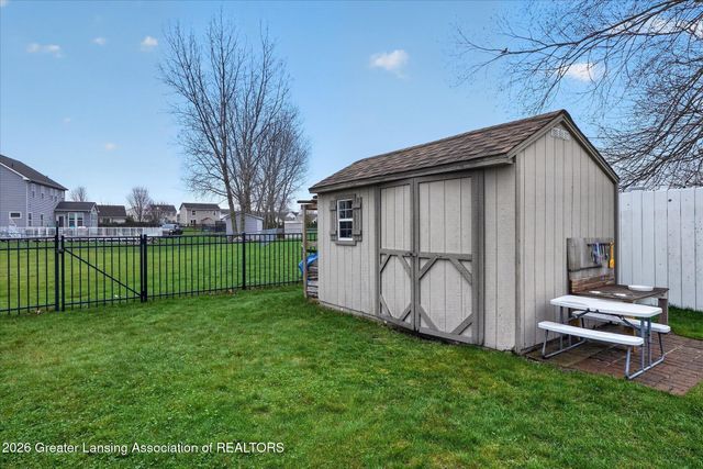 1796 Hollowbrook Drive, Holt, MI 48842