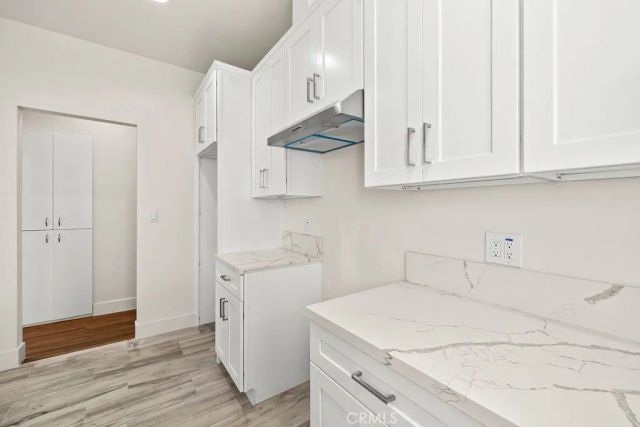 2220 Raymond, Los Angeles, CA 90007