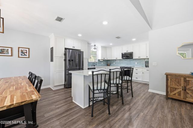 2822 HILSDALE HARBOR Way, Jacksonville, FL 32216