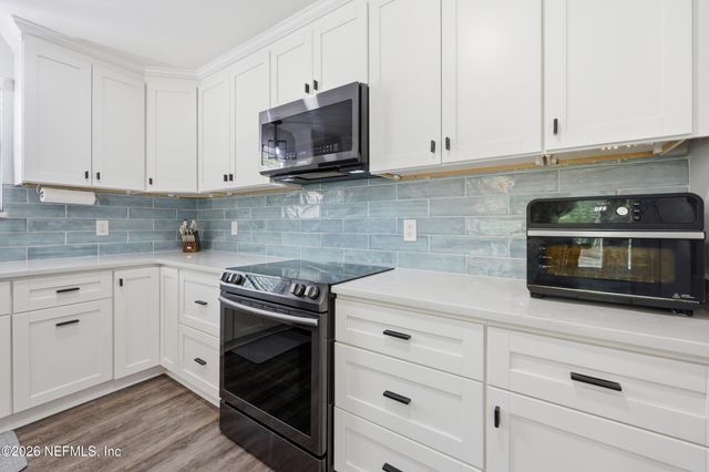 2822 HILSDALE HARBOR Way, Jacksonville, FL 32216