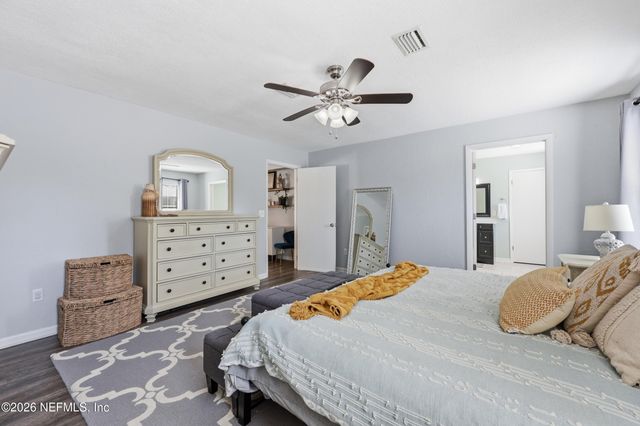 2822 HILSDALE HARBOR Way, Jacksonville, FL 32216