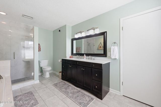 2822 HILSDALE HARBOR Way, Jacksonville, FL 32216